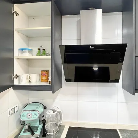 Апартаменты Mar Azul With Sea View Торевьиа